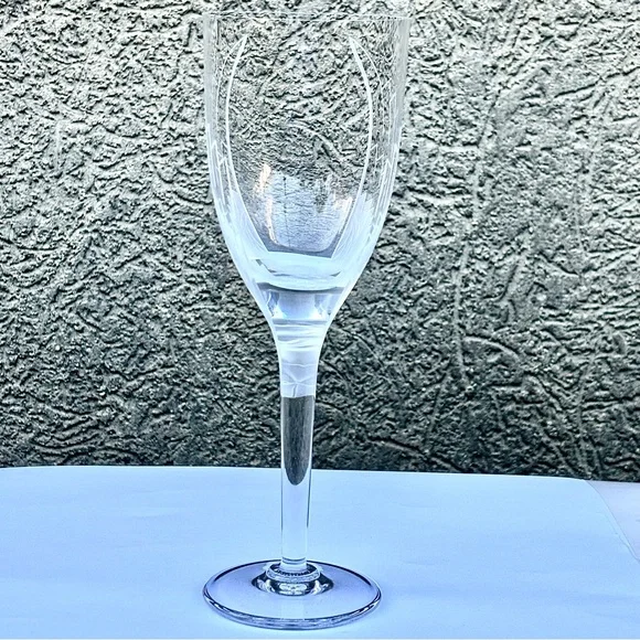 LALIQUE - Crystal ANGEL Champagne Flute